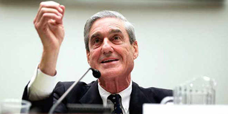 Robert Mueller, también sirvió en el cuerpo de Marina durante la Guerra de Vietnam y ha dedicado por entero su vida profesional al servicio público