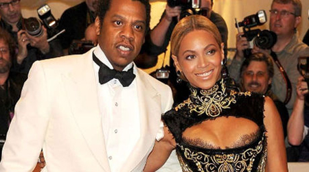 Los cantantes Beyoncé y Jay-Z. A pesar de la "disparidad", han mantenido una relación fortalecida