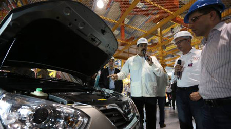 El presidente de la República, Nicolás Maduro, destacó que en Venezuela se está construyendo la industria automotriz del siglo XXI, refiriéndose a la Corporación Automotriz Chery ZGT, que se desarrolla con tecnología china.
PRENSA PRESIDENCIAL