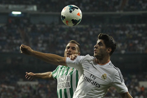 Muchos fanáticos de la capital española piden a Morata por Benzema, en el once inicial Foto AFP/Andrés Kudacki