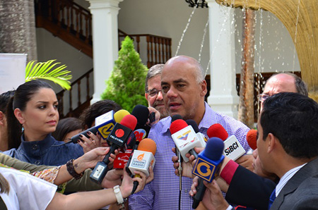 Jorge Rodríguez estimó que en cuatro meses el Jardín Botánico podría estar “completamente recuperado”