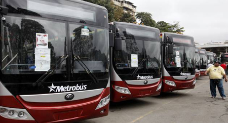 El horario de las rutas especiales de Metrobús será desde las 5:30 de la mañana hasta las 11:00 de la noche.