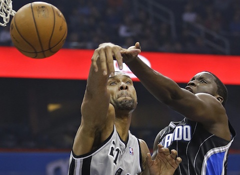 Duncan estuvo colosal ante los Bulls en Chicago / AP / John Raoux