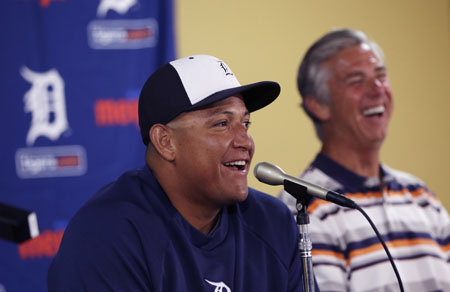 Cabrera dio una rueda de prensa este viernes junto al gerente general de los Tigres, Dave Dombrowski
AP / Carlos Osorio