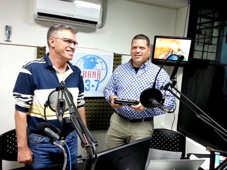 José “Josy” Fernández, alcalde del municipio Los Salias participó en el programa radial del periodista Emilio Materán