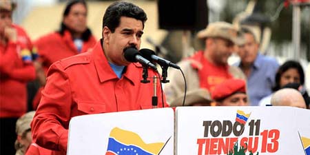 El presidente Maduro reiteró que hace 12 años "el pueblo escogió entre dos modelos de país; ese día se decidió entre un modelo capitalista excluyente y represivo y el socialismo", comentóPRENSA PRESIDENCIAL