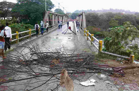 El viaducto de 80 metros, que está sobre el río Guaire, ya había cumplido su periodo de vida útil, pues tiene más de 58 años