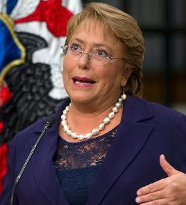 Desaprobación de Bachelet
sube de 20% a 32% en abril