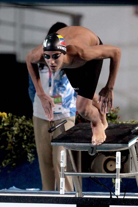 El mirandino Carlos Claverie fue confirmado por la Federación Internacional de Natación