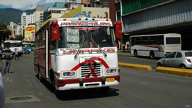 El transporte público urbano también afronta dificultades.