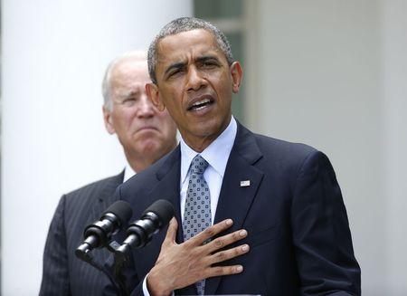 El presidente de Estados Unidos, Barack Obama, habla sobre los asuntos de imigración desde el jardín de la Casa Blanca.