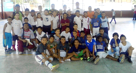 El fútbol de salón se realiza en la cancha “Gerónimo Blanco” del sector Calvarito de Guatire
