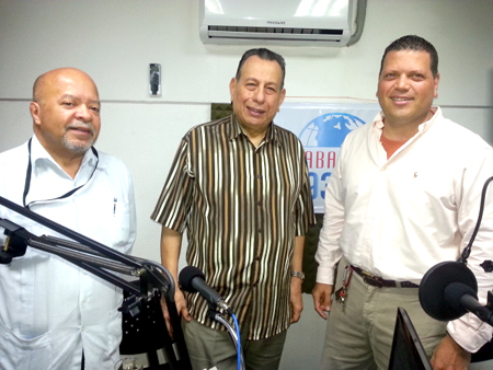 José Materán Tulene, editor del Diario La Voz, compartió con sus colegas periodistas Emilio Materán Bello y Alexis Castro Blandín