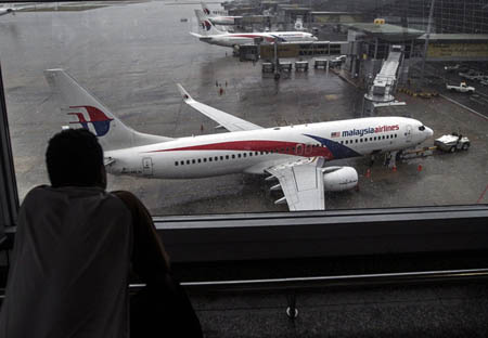 Se identifican mas víctimas del avión MH17