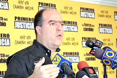 El coordinador nacional de Primero Justicia y diputado a la Asamblea Nacional, Julio Borges, se pronunció ante la falta de planificación del Gobierno Nacional.