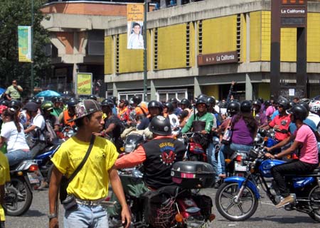 Protesta de transportistas colapso la zona por cerca de dos horas