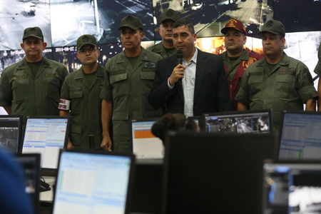 “Para hacer de Venezuela un territorio de paz es necesario implementar el desarme”, señaló este lunes el Ministro del Poder Popular para Relaciones Interiores, Justicia y Paz, M/G Miguel RodríguezCORT. AVN