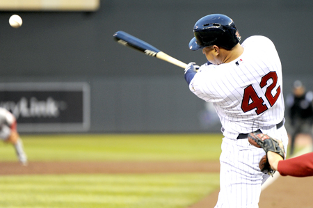 Los Mellizos de Minnesota esperan una explosión del venezolano Oswaldo Arcia en el 2015