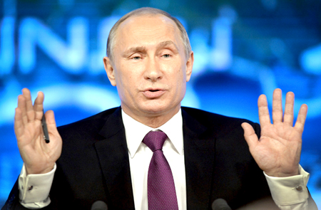 El presidente ruso, Vladimir Putin, hizo este jueves por primera vez autocrítica tras el desplome del rublo