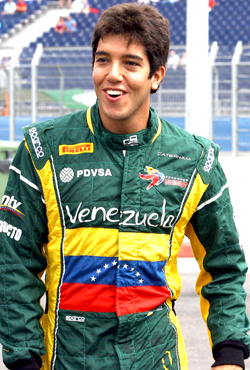 González sigue abriéndose oportunidades en el automovilismo internacional