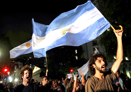 Las organizaciones judías AMIA y la DAIA convocaron a un acto para el miércoles en Buenos Aires al que invitan a todas la ciudadanía bajo el lema “verdad y justicia”.