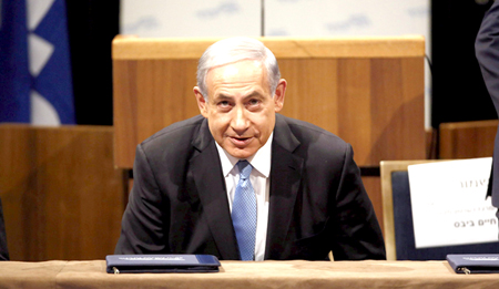 Benjamín Netanyahu, advirtió este martes que “quien juega con fuego se quema”.
