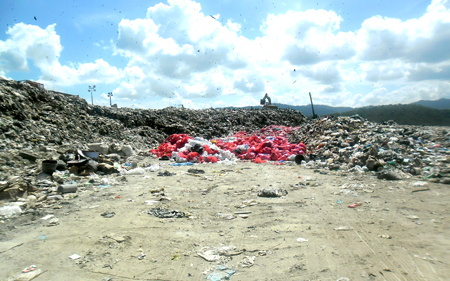 La basura no está siendo procesada de acuerdo con las normas ambientales