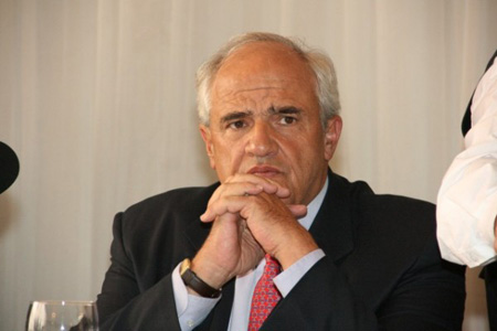 Ernesto Samper, mostró gran preocupación por la situación política que atraviesa Venezuela.