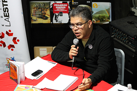 Elías Jaua durante la presentación del libro de la Editorial Estrella Roja.CORTESIA / ISAAC MARQUEZ