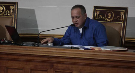 Cabello invitó a los trabajadores de la operadora del servicio de recolección de desechos, para que vayan a la Asamblea Nacional el día martes.CORTESIA / AVN