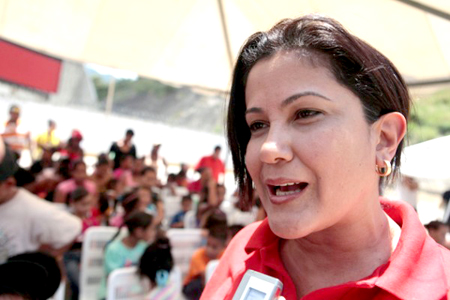 Marleny de Contreras es diputada del PSUV, electa por el circuito 3 del estado Miranda.