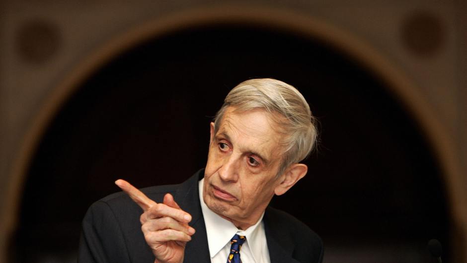 New Delhi, INDIA: Noble Laureate Professor John F Nash Jr. deliverS an address on " Global Games and Globalization" at the launch of the Nobel Laureates Lecture Series in New Delhi, 14 February 2007.  The US-born Professor Nash won the Nobel Prize in Economics in the year 1994.  AFP PHOTO/ MANAN VATSYAYANA (Photo credit should read MANAN VATSYAYANA/AFP/Getty Images)