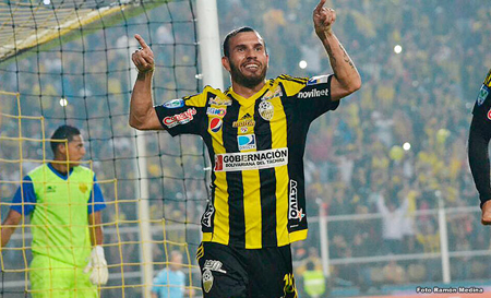 El zurdo marcó de penal para darle el título al Deportivo Táchira