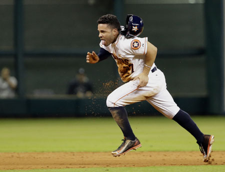 Altuve aporreó el pitcheo yankee el jueves
AP / David J. Phillip