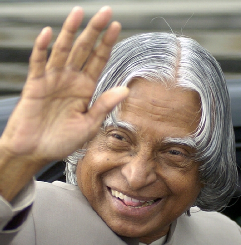 (FILES) This file photo taken on February 3, 2006 shows India's then-president Abdul Kalam waving after arriving at the international airport in Manila on an official visit. Kalam died at the age of 83 on July 27, 2015 at a hospital in Meghalaya, reports said.  AFP PHOTO / Jay DIRECTO / FILES