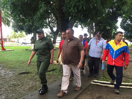 Ayer la ministra del Despacho de la Presidencia y Seguimiento de la Gestión de Gobierno, Carmen Meléndez, realizó una visita al estado Apure con el objetivo de evaluar los daños en la población de Guasdalito.