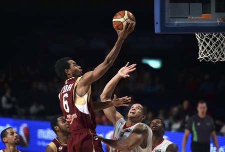 Venezuela venció 75-62 este miércoles a Panamá en su último partido de la segunda ronda y definió su pase a semifinales junto con Argentina, Canadá y México en el preolímpico de básquet FIBA Américas que reparte dos boletos a Río-2016.