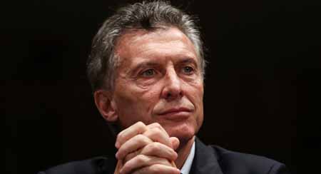 Macri, nacido y formado en el seno de la elite empresarial argentina, declaró bienes por un total de 52 millones de pesos (5,3 millones de dólares) en su última declaración jurada