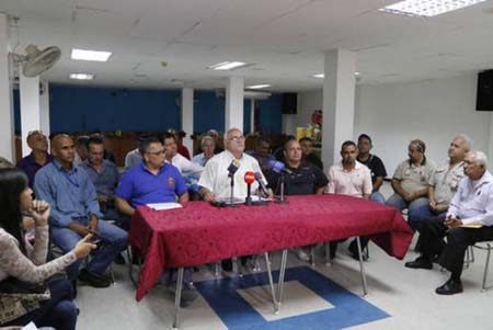 Los voceros de los conductores de la capital hablaron ayer en rueda de prensa
Fotos Giovanny Martínez