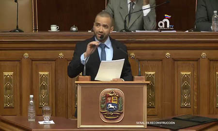 Miguel Ignacio Mendoza Donatti, conocido como “Nacho”, al momento de dar su discurso durante este viernesLV
