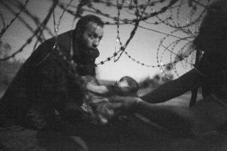 Lars Boering, director gerente de la Fundación World Press Photo, dijo que se a elaborado un nuevo código de ética y elogió a los fotógrafos por atenerse a él en gran medida.
AP / WPP