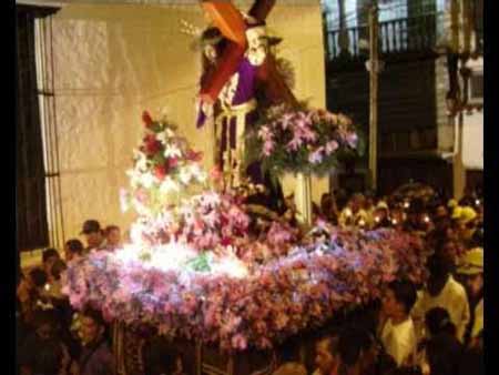 Enrique Mendoza invitó a los petareños a las procesiones del Nazareno, este miércoles santo.