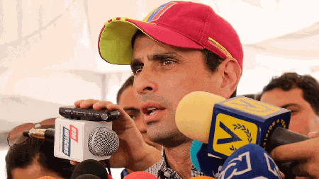 Capriles: “Nos vamos a seguir movilizando para exigir respeto a la Constitución y al Reglamento Electoral”.