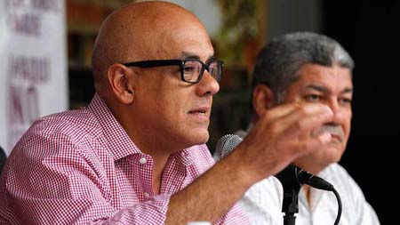 Jorge Rodríguez afirmó que “grupos fascistas de la derecha generan caos como el ocurrido el 12 de febrero de 2014”