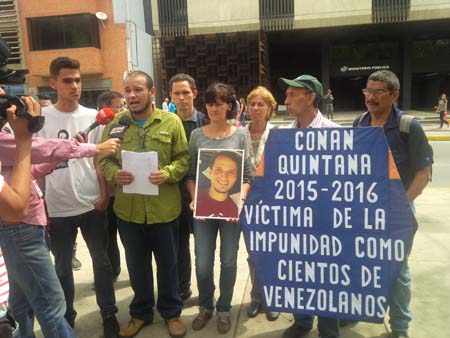 Los vecinos de La Candelaria protestaron por la muerte de Conan Quintana, hace ya un año