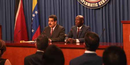 El presidente, Nicolás Maduro, calificó el encuentro con el primer ministro de Trinidad y Tobago, Keith Rowley de “extraordinario”, al crear convenios en materia energética y de seguridad.PRENSA PRESIDENCIAL