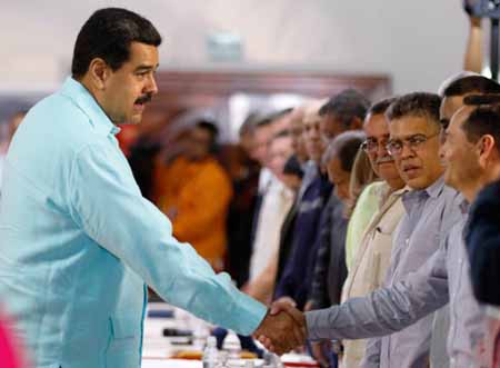 Maduro aseguró que el estado Miranda “es donde reinan las bandas paramilitares y donde hay el mayor número de asesinatos y secuestros de todo el país”.PRENSA PRESIDENCIAL