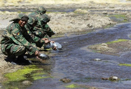 La Paz asegura que las aguas del Silala nacen en su territorio y que fueron artificialmente canalizadas por Chile hacia ese país, que alega que se trata de un río de cauce natural.