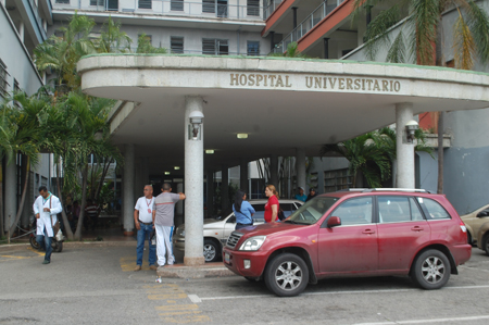 El HCU sigue a la espera de insumos médicosFotos Giovanni Martínez