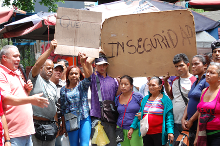 Los trabajadores informales de Petare piden mayor seguridadFoto Giovanni Martínez